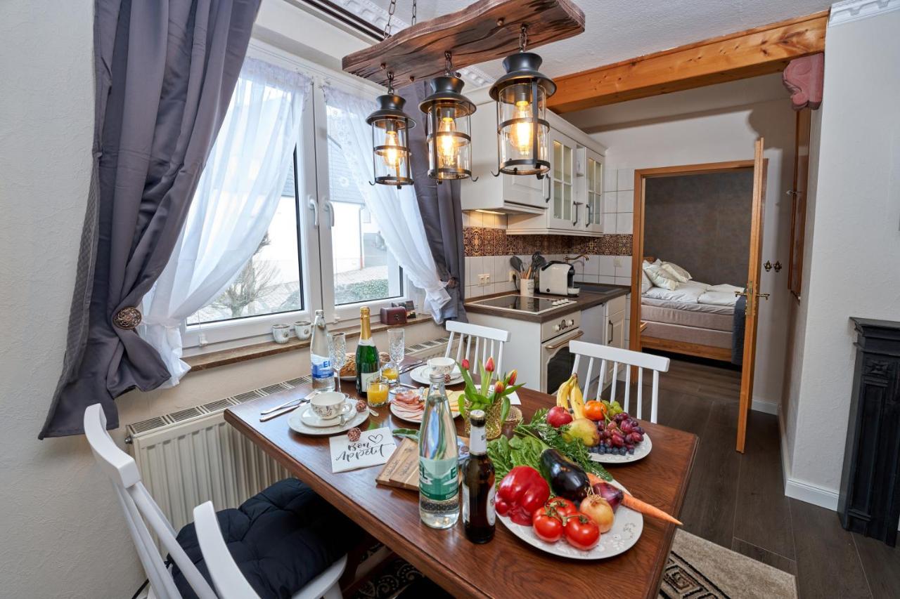 Ferienwohnungen Eifelstuben Mit Charme - Am See, Nahe Burg Ulmen Bagian luar foto
