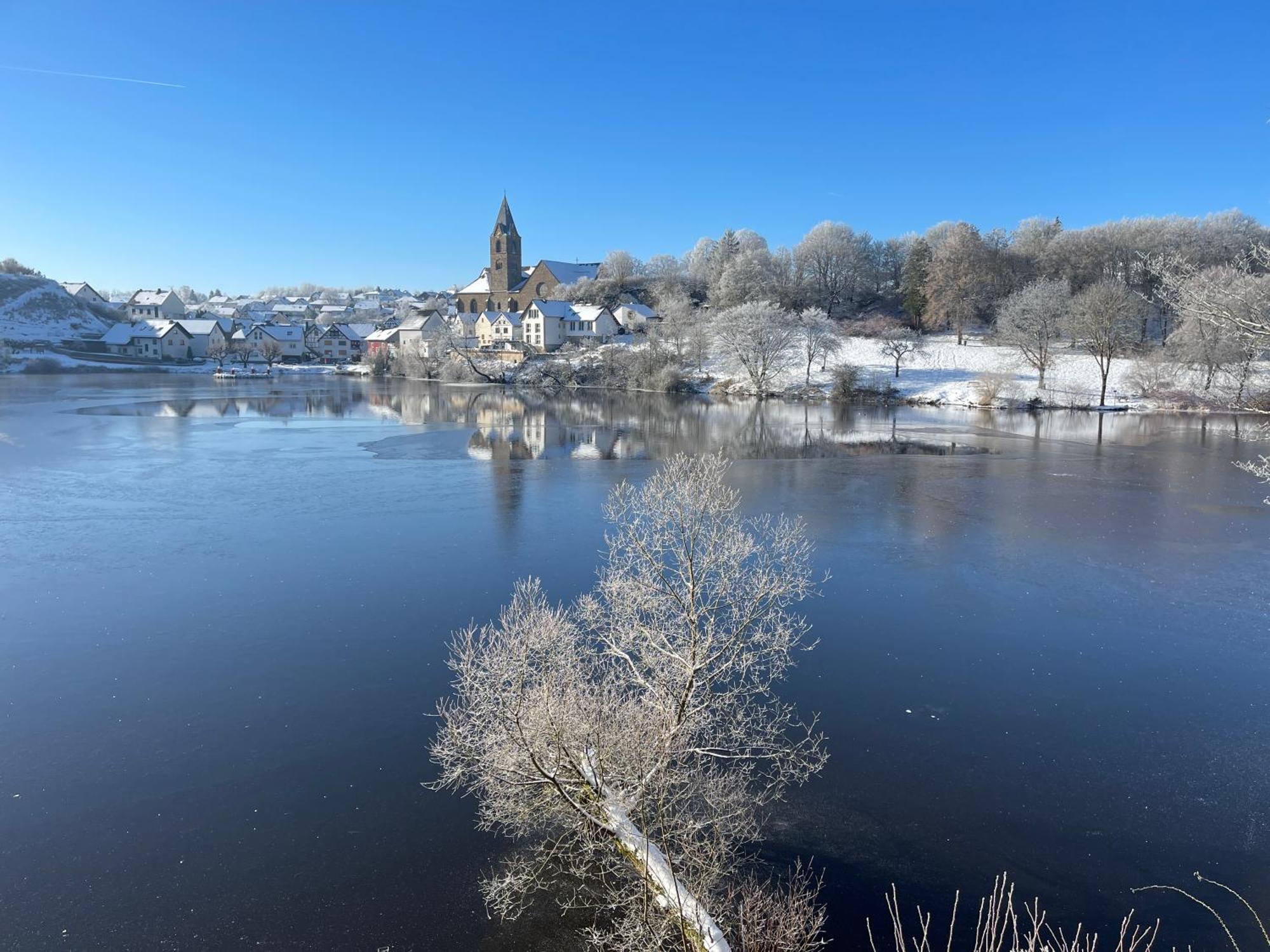 Ferienwohnungen Eifelstuben Mit Charme - Am See, Nahe Burg Ulmen Bagian luar foto