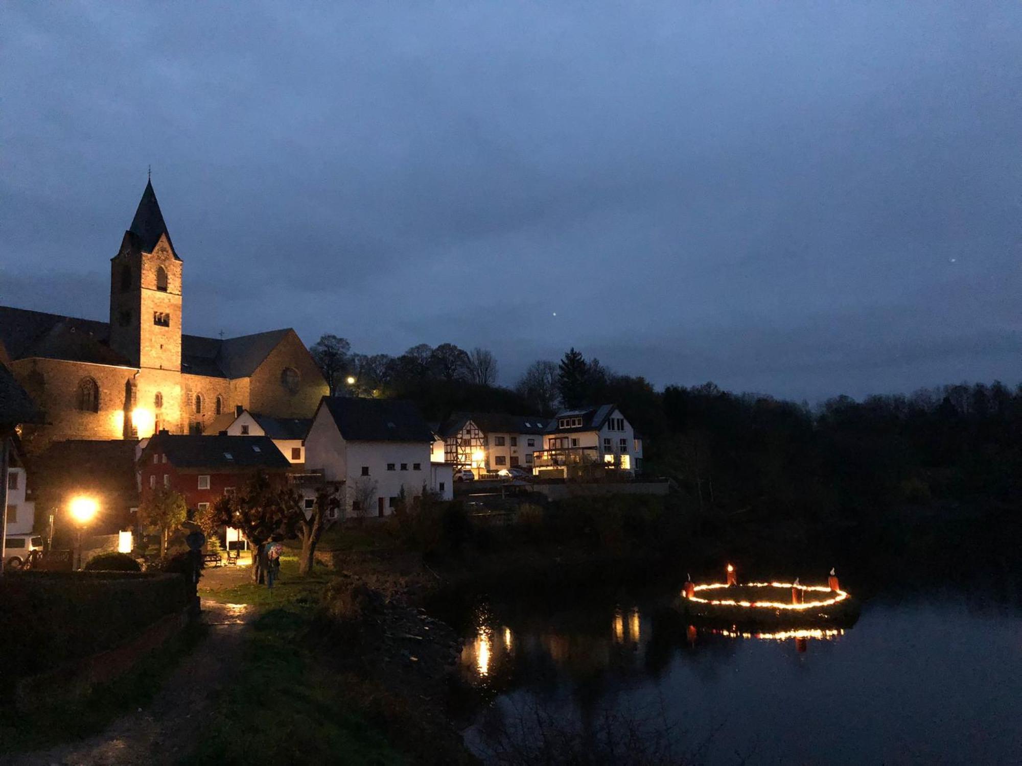 Ferienwohnungen Eifelstuben Mit Charme - Am See, Nahe Burg Ulmen Bagian luar foto